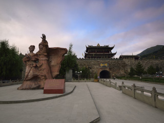 去九寨沟旅游报团多少钱_到九寨沟旅游线路_九寨沟跟团游