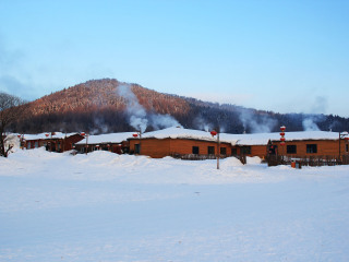 去亞布力雪鄉(xiāng)旅游_亞布力雪鄉(xiāng)旅游最佳路線_組團去亞布力雪鄉(xiāng)