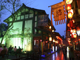 稻城亚丁十日游多少钱_稻城亚丁旅游跟团游_稻城亚丁定制旅游价格