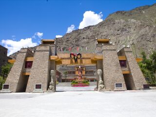 四川峨眉山報團旅游多少錢_現(xiàn)在去四川峨眉山旅游多少錢_四川峨眉山旅游一次多少錢