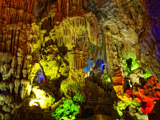 越南著名旅游_越南出境游_春节到越南旅游团