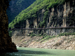 長江三峽旅游價格多少跟團_長江三峽游特價團_長江三峽旅游團報價