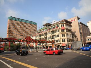 馬來(lái)西亞新加坡游跟團(tuán)多少錢2021_馬來(lái)西亞新加坡跟團(tuán)游與自由行_馬來(lái)西亞新加坡旅游要多少錢跟團(tuán)