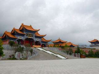 云南香格里拉自由行旅游團(tuán)_去云南香格里拉游怎么省錢_深圳特價云南香格里拉游
