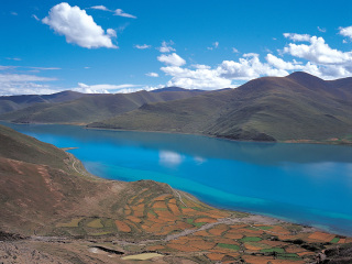 西藏旅游報團(tuán)價格_去西藏旅游多少錢_西藏旅游費用多少