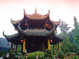 成都十日跟团旅游_春节去成都旅游_深圳跟团去成都旅游