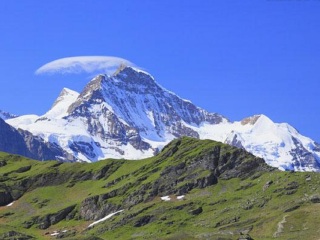 法國旅游跟團多少錢_法國組團旅游_2021去法國旅游團報價