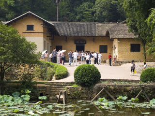 湖南張家界游 旅行團_去湖南張家界報團多少錢_近期湖南張家界游價格