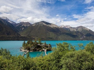 西藏布達拉宮旅游大約多少錢_報團去西藏布達拉宮多少錢_近期西藏布達拉宮游價格