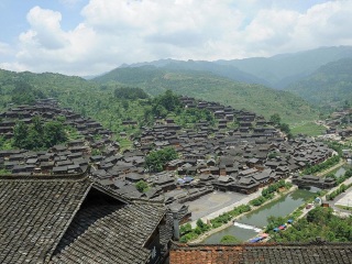 貴州旅游費(fèi)用_現(xiàn)在去貴州旅游多少錢(qián)_貴州九月旅游