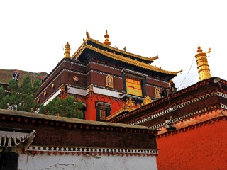 西藏拉薩旅游跟團(tuán)需多少錢_西藏拉薩旅游組團(tuán)