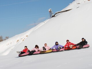 亞布力雪鄉(xiāng)報(bào)團(tuán)旅游多少錢(qián)_亞布力雪鄉(xiāng)游組團(tuán)_亞布力雪鄉(xiāng)旅游團(tuán)報(bào)價(jià)2021