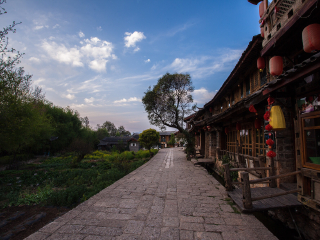 組團(tuán)去云南玉龍雪山_云南玉龍雪山自由行旅游團(tuán)_云南玉龍雪山旅游大概多少錢(qián)
