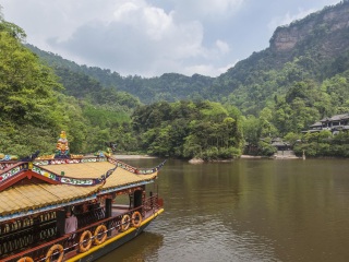 去都江堰旅游要多少錢_都江堰旅游團(tuán)報(bào)價(jià)_都江堰旅游要多少錢2021