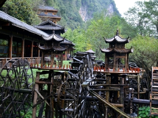 湖南張家界游跟團(tuán)多少錢_深圳到湖南張家界旅游報(bào)價(jià)_湖南張家界旅游最佳路線