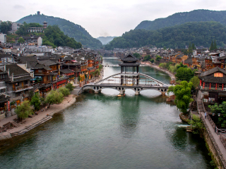张家界7日跟团旅游_张家界跟团还是自由行_7月赴张家界旅游