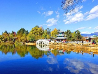 云南麗江游跟團多少錢_去云南麗江報團多少錢_云南麗江游特價團