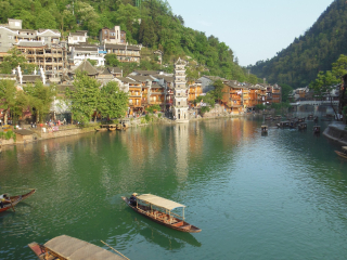 旅游张家界团_张家界那个旅行团好_张家界7日游