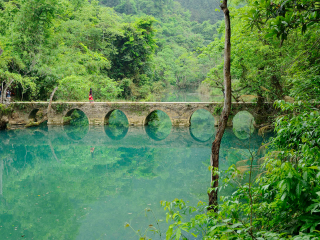 貴州黃果樹瀑布旅游報團價格_貴州黃果樹瀑布報團旅游多少錢_組團去貴州黃果樹瀑布