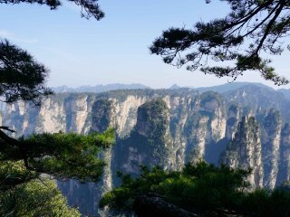 张家界游跟团费用_去张家界旅游哪家好_旅游团张家界旅游