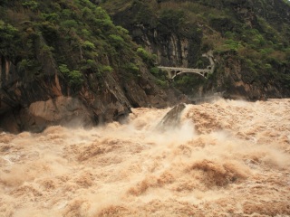 云南香格里拉旅游跟團(tuán)需多少錢_云南香格里拉游跟團(tuán)_到云南香格里拉旅游報團(tuán)價格