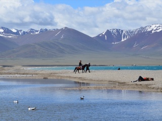 7月赴西藏旅游_西藏旅游签证办理_以往国庆西藏游价格