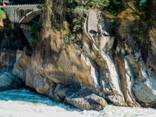 云南大理麗江旅游路線_云南大理麗江旅游報(bào)團(tuán)價(jià)格_云南大理麗江旅行跟團(tuán)