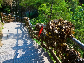 張家界旅游團(tuán)_張家界2人旅游需要多少錢_張家界旅游路線