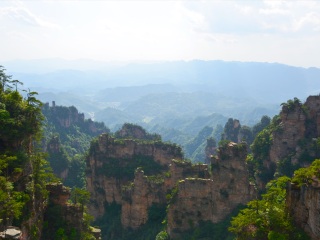 湖南張家界旅行團(tuán)_湖南張家界旅游報(bào)團(tuán)價(jià)格_湖南張家界2人旅游需要多少錢