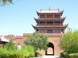 嘉峪關(guān)報(bào)團(tuán)多少錢_嘉峪關(guān)游特價(jià)團(tuán)_旅游去嘉峪關(guān)