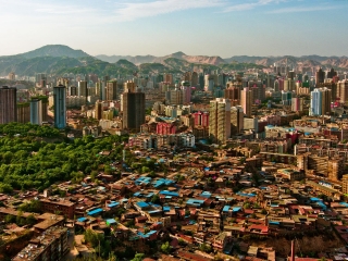 新疆旅游花費(fèi)一般多少_新疆旅游報(bào)團(tuán)價(jià)格_去新疆旅游要多少錢