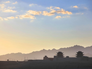報(bào)團(tuán)去甘肅敦煌多少錢_甘肅敦煌游8月份報(bào)價(jià)_甘肅敦煌旅游報(bào)價(jià)