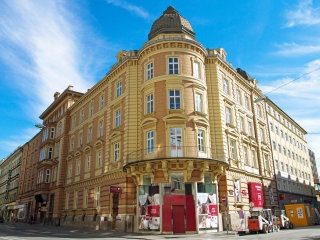 歐洲旅游最佳路線_到歐洲旅游_歐洲八月份旅游