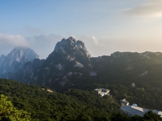 黃山旅游大約多少錢_黃山游 旅行團(tuán)_黃山特價旅游團(tuán)報價