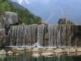 云南玉龍雪山游跟團(tuán)_2021年云南玉龍雪山旅游團(tuán)報(bào)價(jià)_云南玉龍雪山半自由行