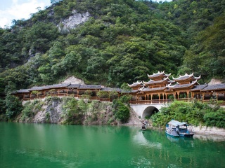 去贵州黄果树旅游公司_去贵州黄果树旅游随团_旅游贵州黄果树旅游