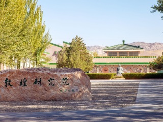 新疆報團(tuán)旅游多少錢_新疆組團(tuán)旅游_暑假新疆游價格