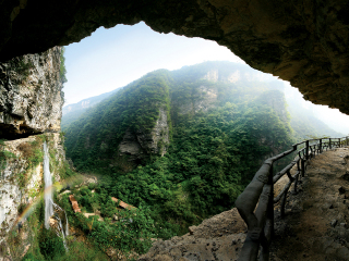 到湖南張家界旅游多少錢_國慶湖南張家界游價(jià)格_湖南張家界游跟團(tuán)多少錢