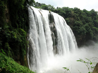 2021年貴州黃果樹瀑布旅游團(tuán)報(bào)價(jià)_以往國慶貴州黃果樹瀑布游價(jià)格_貴州黃果樹瀑布游報(bào)價(jià)