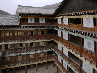 春节前去稻城亚丁旅游团_稻城亚丁几月份适合旅游_稻城亚丁旅游签证