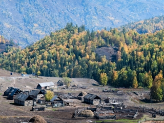 去新疆旅游报团多少钱_去新疆旅游团队_新疆跟团旅游价格