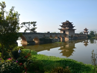 云南昆明半自助游_云南昆明旅游多少錢一個(gè)人_去云南昆明旅游