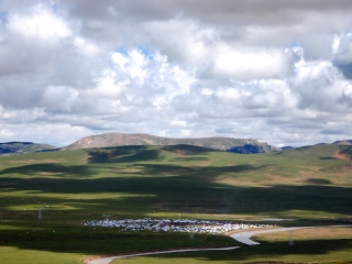 中国到香格里拉旅游_几月去香格里拉旅游最便宜_最近去香格里拉旅行