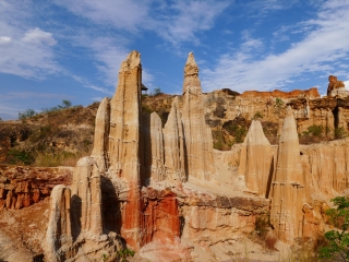 云南昆明半自助游_云南昆明旅游多少錢一個(gè)人_去云南昆明旅游