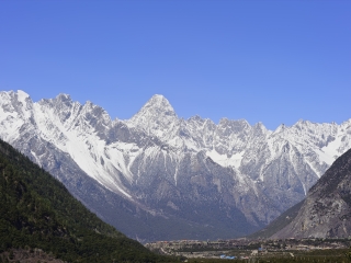西藏旅游团报价十一天_组团到西藏旅游_上西藏旅游多少钱