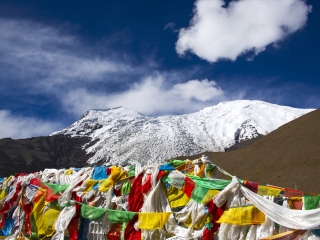 西藏拉薩旅游組團(tuán)_西藏拉薩私人定制旅游_2021去西藏拉薩跟團(tuán)多少錢