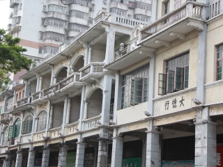 海南旅游報(bào)團(tuán)價(jià)格_海南最適合旅游的季節(jié)_海南高端品質(zhì)旅游團(tuán)