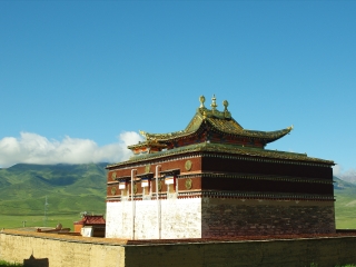 青海湖最適合旅游的季節(jié)_2021年青海湖旅游團報價_青海湖旅游多少錢一個人