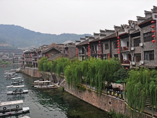 去贵州黄果树旅游公司_去贵州黄果树旅游随团_旅游贵州黄果树旅游