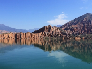 青海湖特價(jià)旅游團(tuán)報(bào)價(jià)_青海湖旅游多少錢一個(gè)人_怎么去青海湖旅游